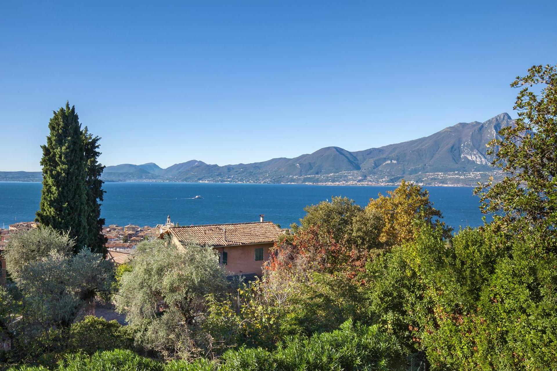 Villa Loncrino - Fine Living Torri Del Benaco Exterior photo
