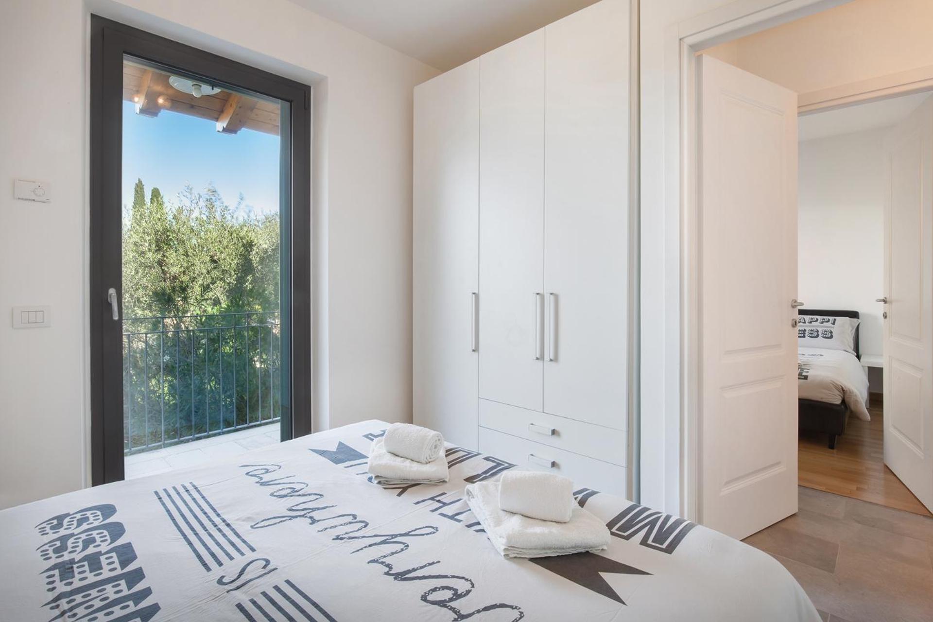 Villa Loncrino - Fine Living Torri Del Benaco Exterior photo